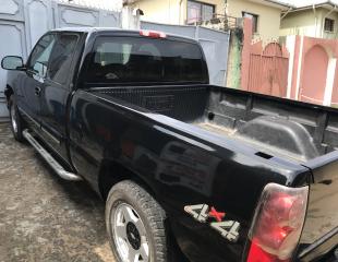 2005 Chevrolet Silverado 4x4 Pickup